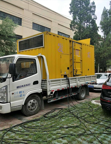 睢阳发电车出租-柴油发电机组排烟系统设计要求及其考虑因素